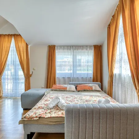 Apartment Elena *