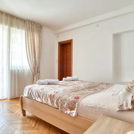 Elena Apartment Budva